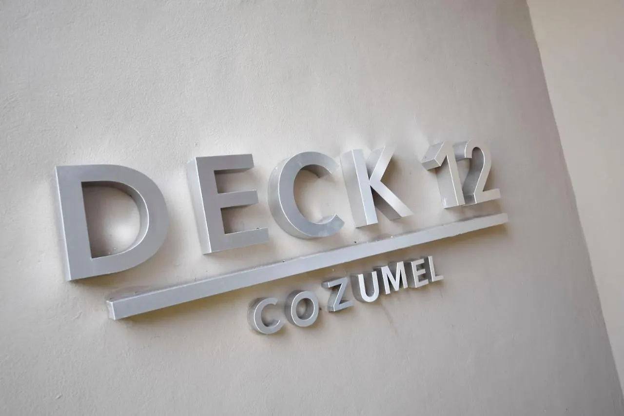 Deck 12 Unit 202 With Stunning Ocean Views Czd202
