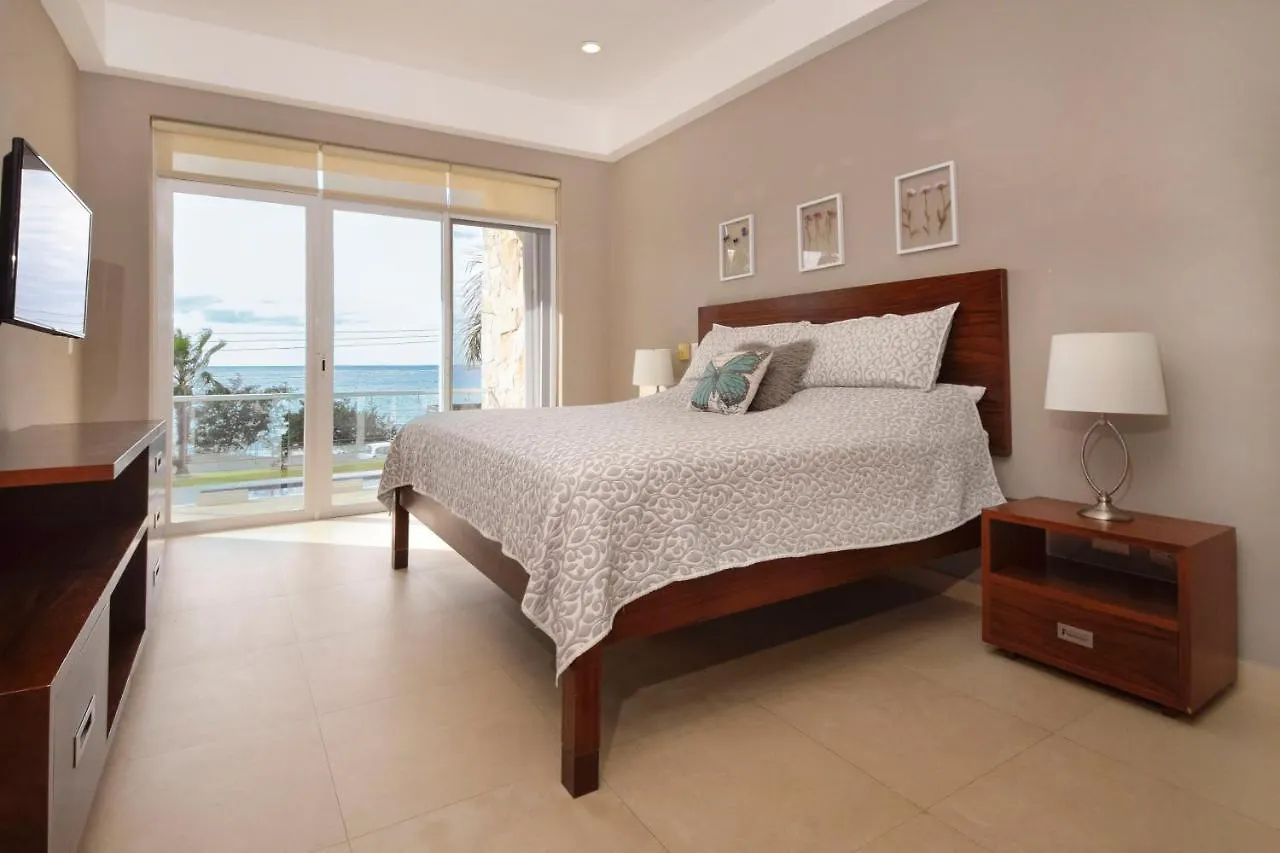 Holiday home Deck 12 Unit 202 With Stunning Ocean Views Czd202